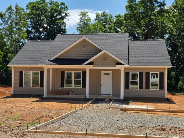 65 Heritage LN, Hardy, VA, 24101