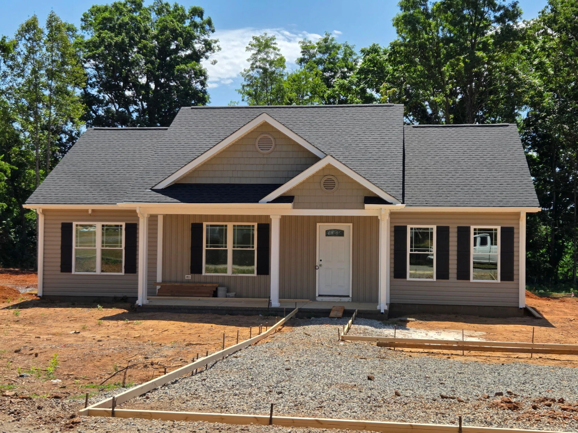 65 Heritage LN