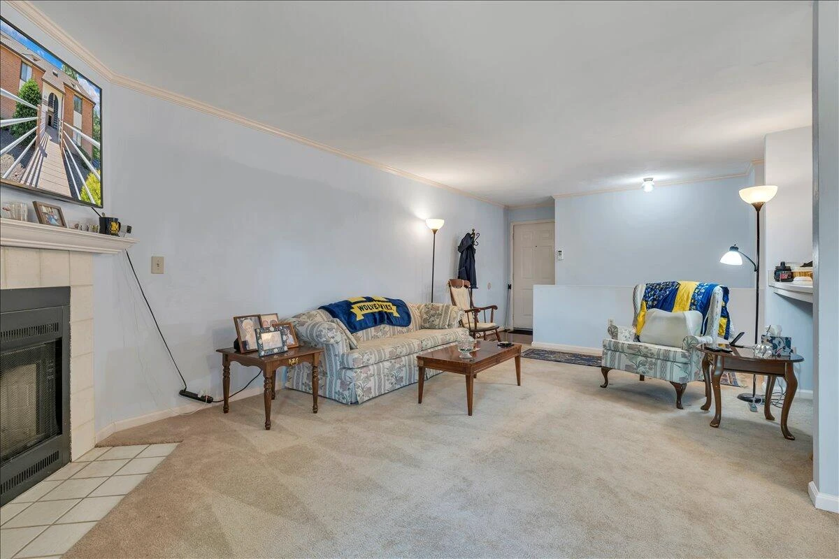 3372 Forest CT - Photo 10