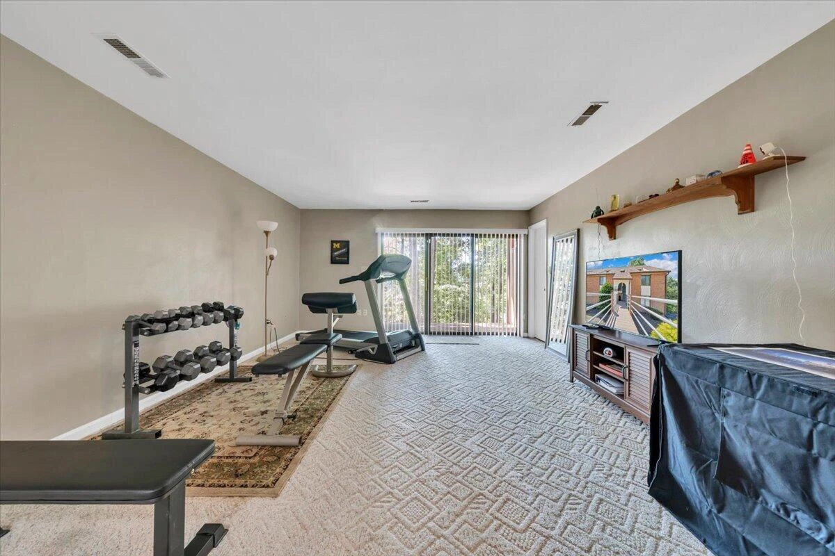3372 Forest CT - Photo 33