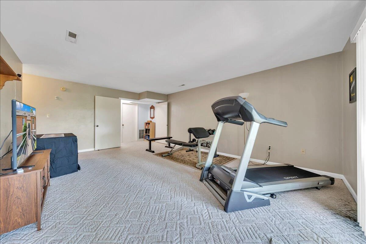 3372 Forest CT - Photo 35