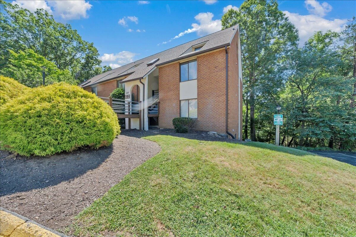 3372 Forest CT - Photo 47