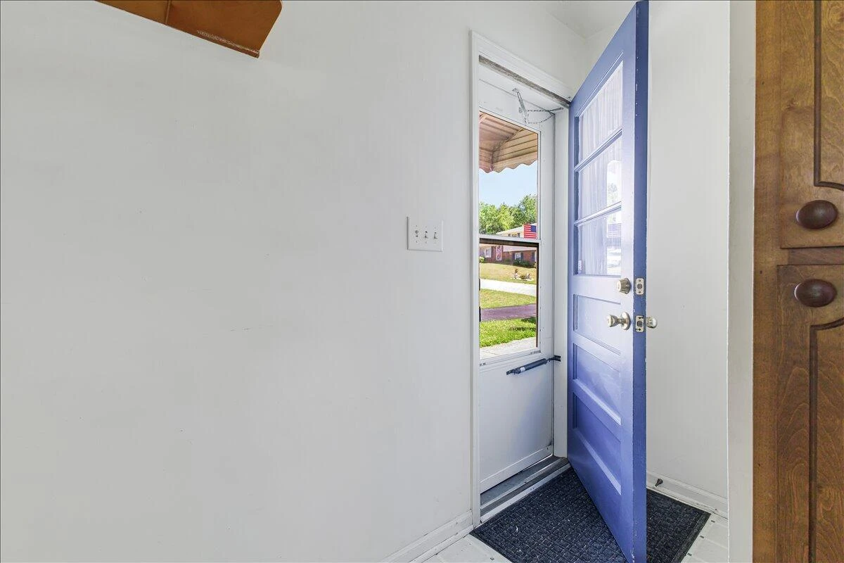 2908 Neil DR - Photo 13