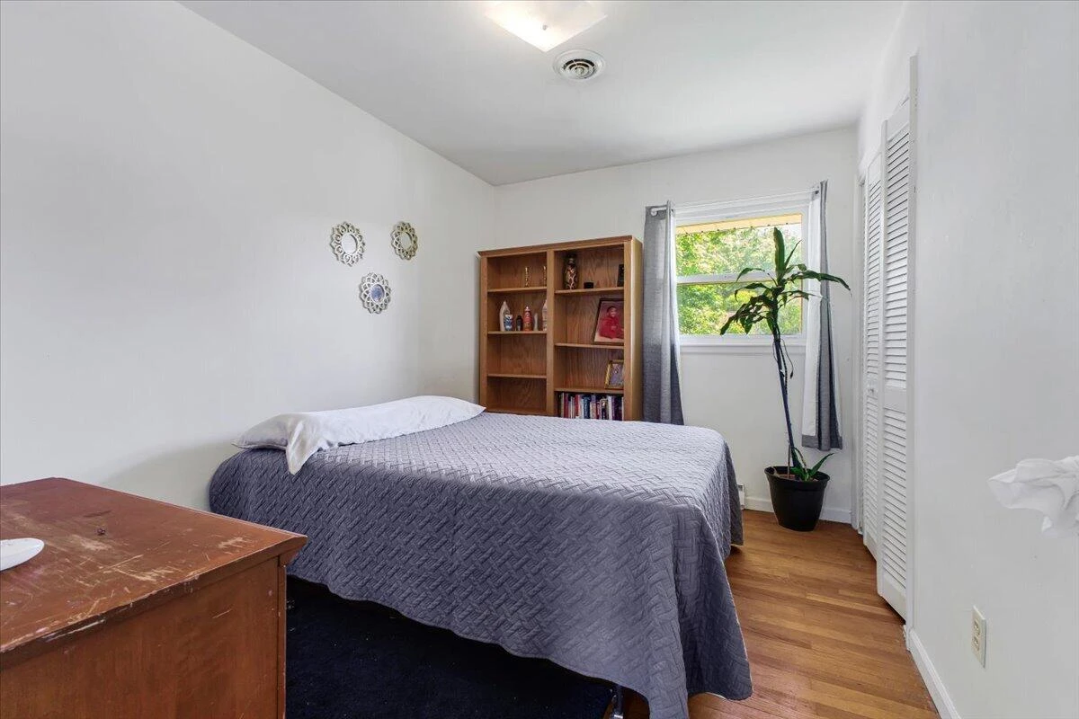 2908 Neil DR - Photo 15