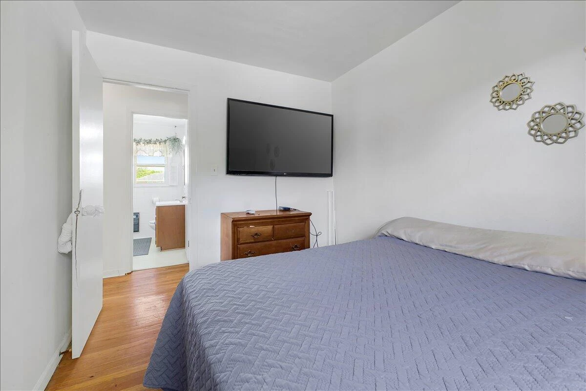 2908 Neil DR - Photo 16