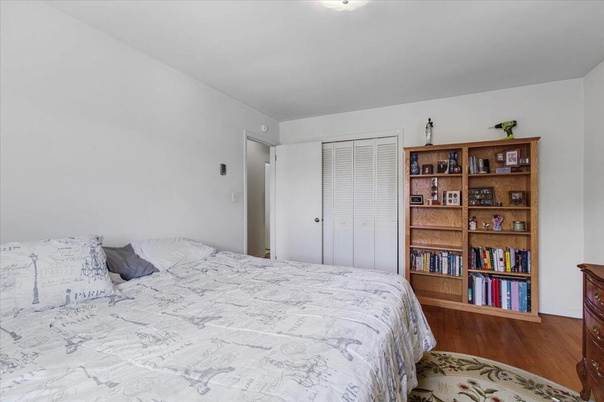 2908 Neil DR - Photo 19