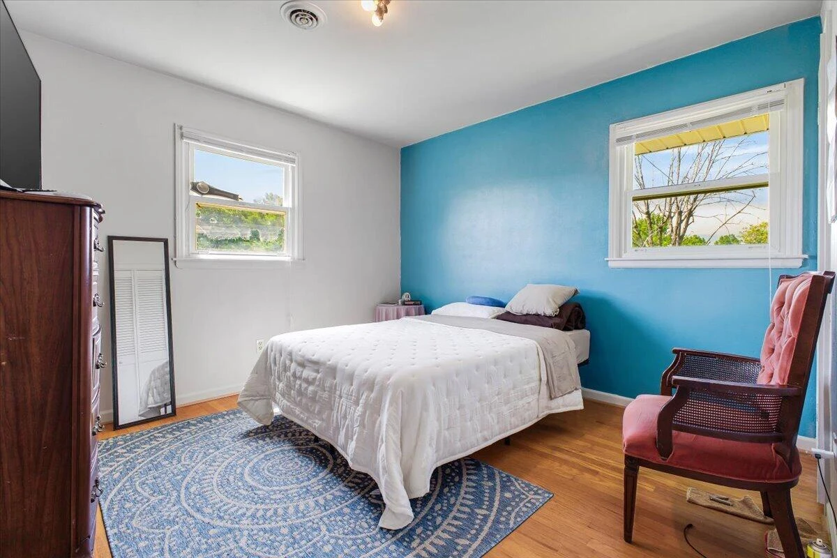 2908 Neil DR - Photo 20