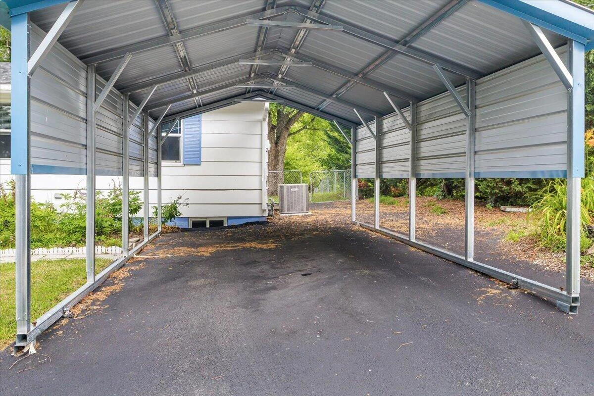 590 Agee ST NW - Photo 21