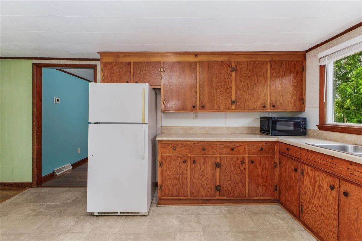 590 Agee ST NW - Photo 9
