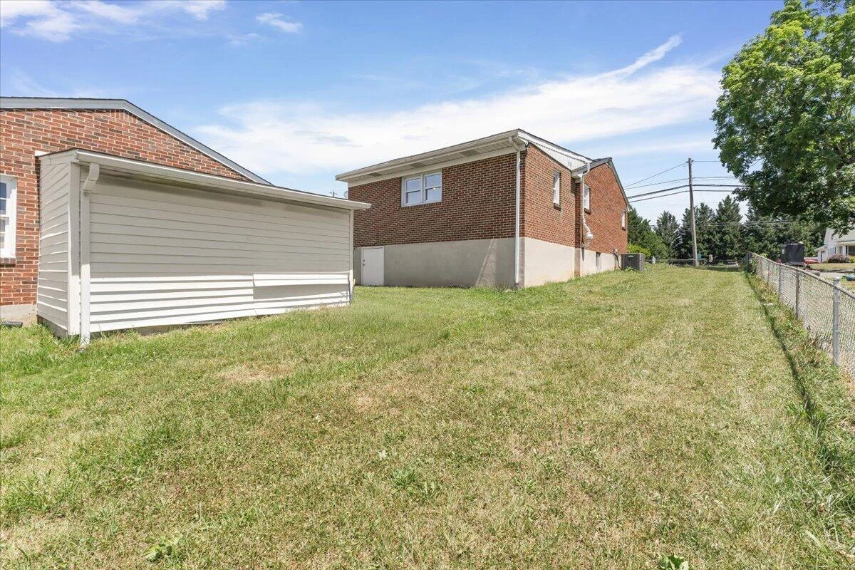 3707 Colonial AVE - Photo 28