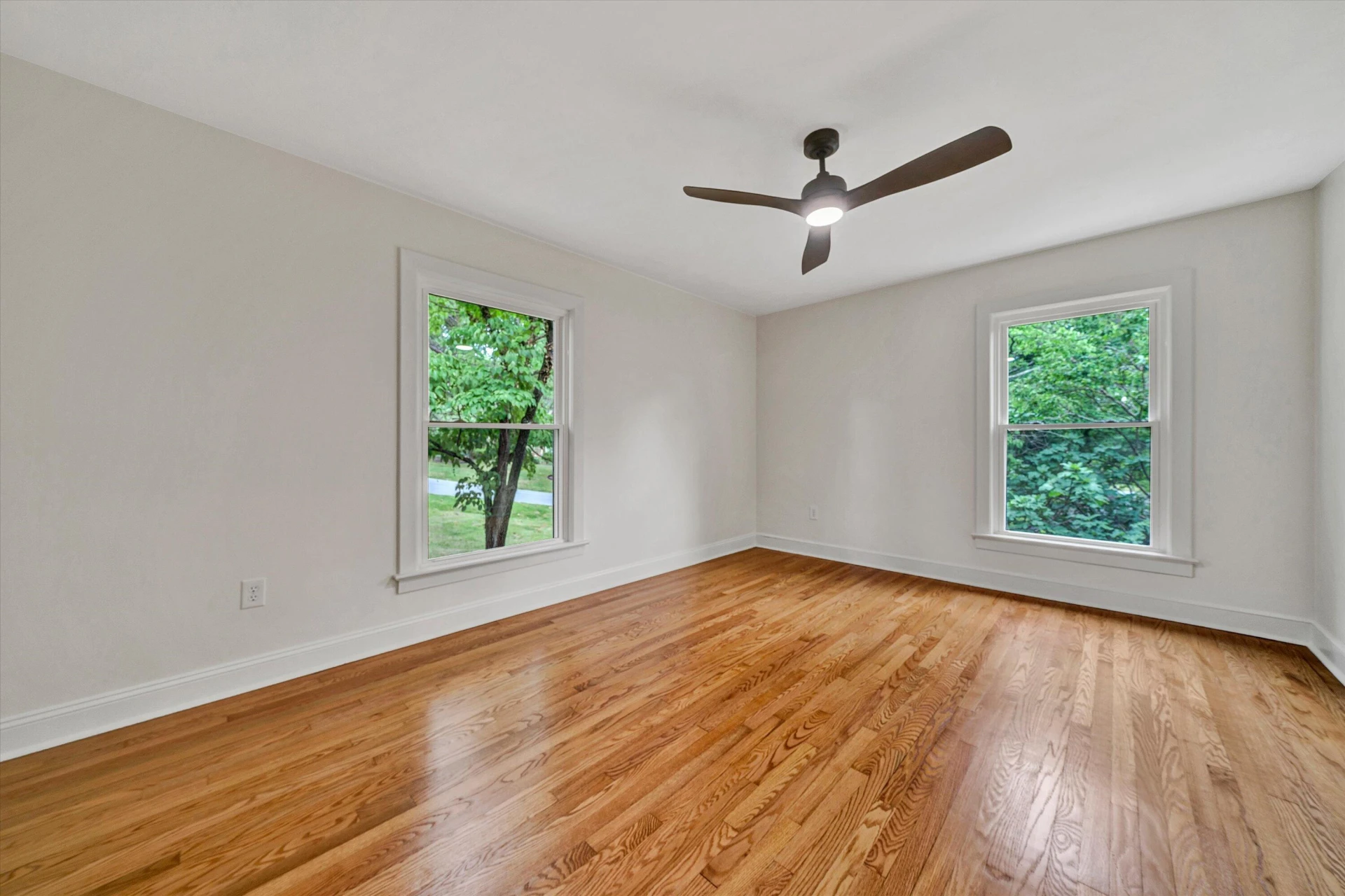 3751 Londonderry DR SW - Photo 18