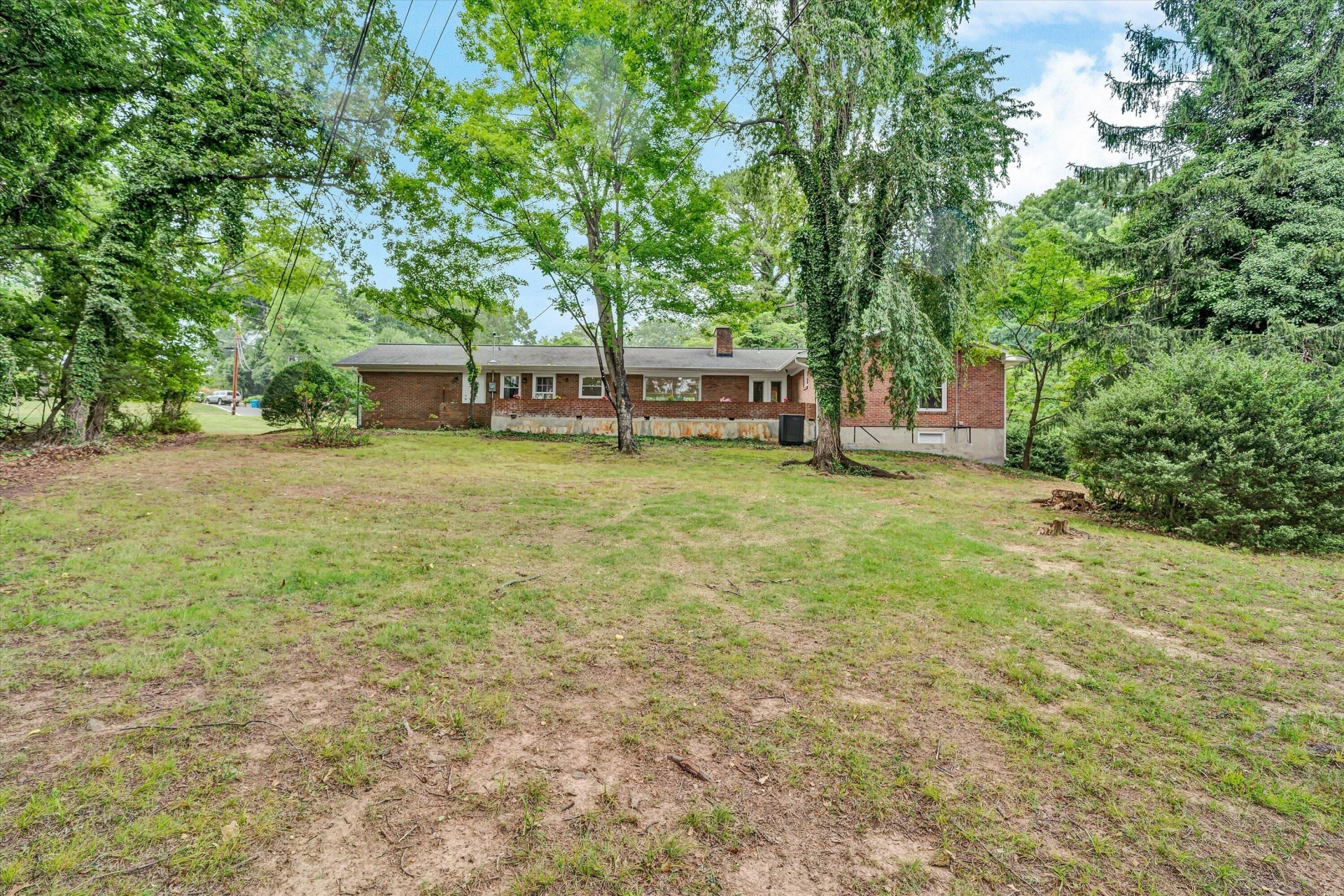 3751 Londonderry DR SW - Photo 39