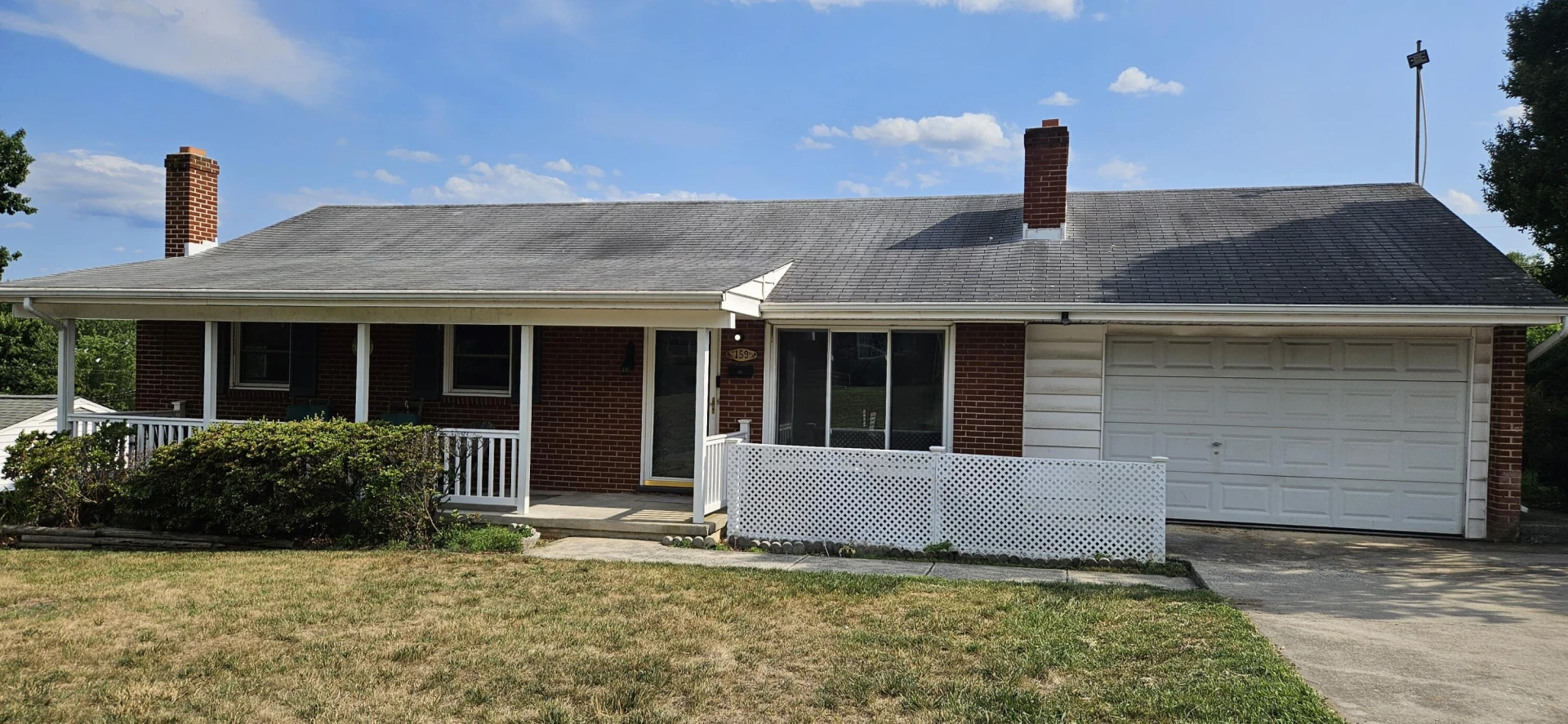 159 Oaklawn AVE NE - Photo 43