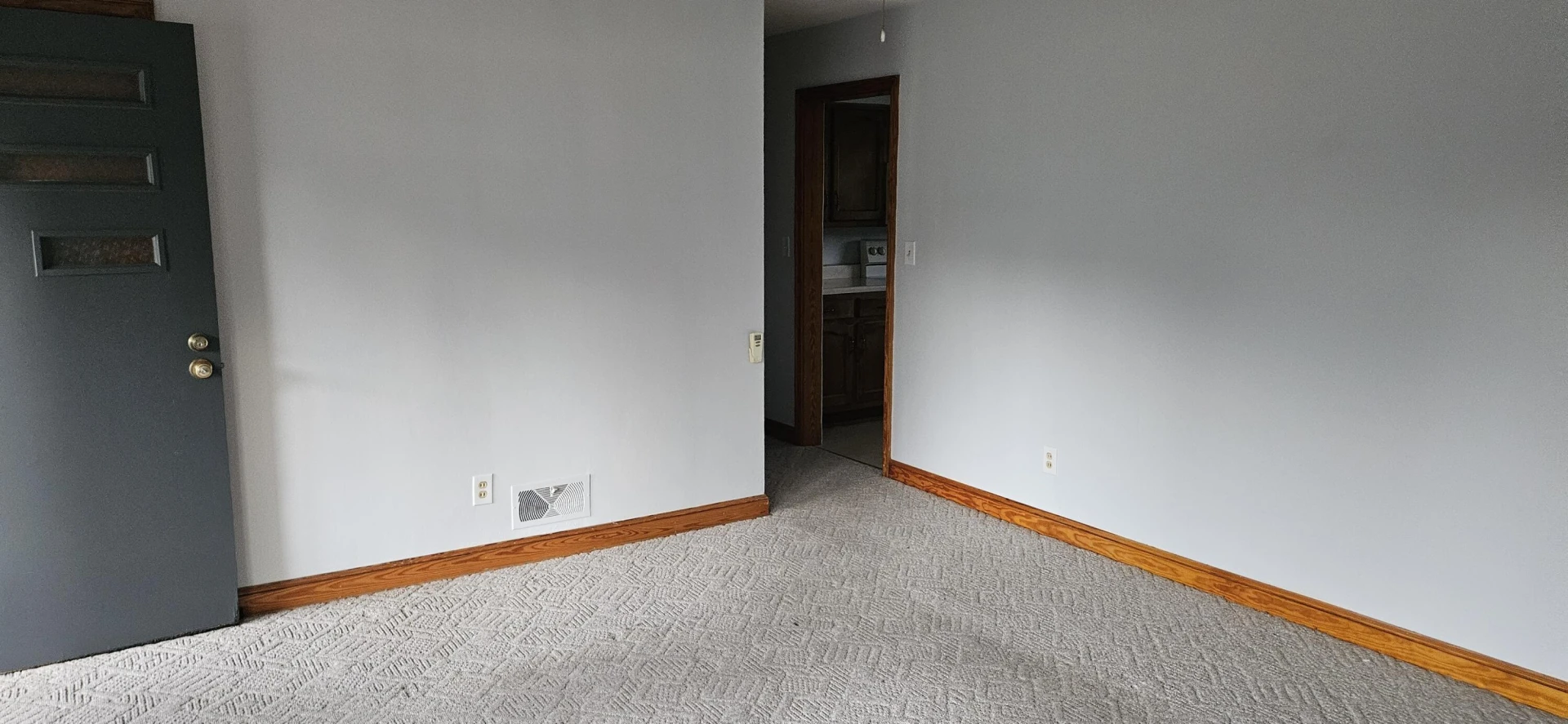 159 Oaklawn AVE NE - Photo 6