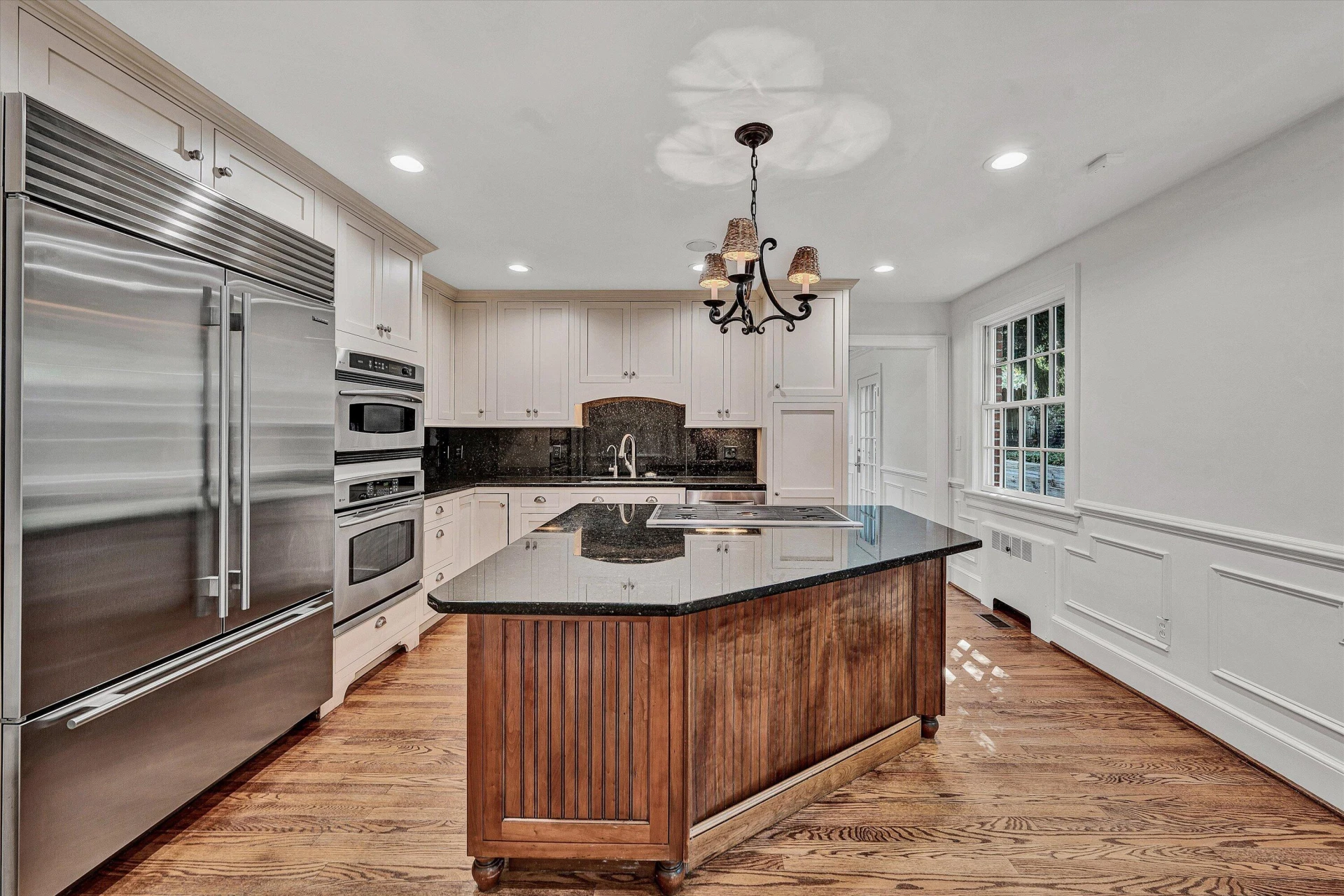 3052 Poplar LN SW - Photo 13