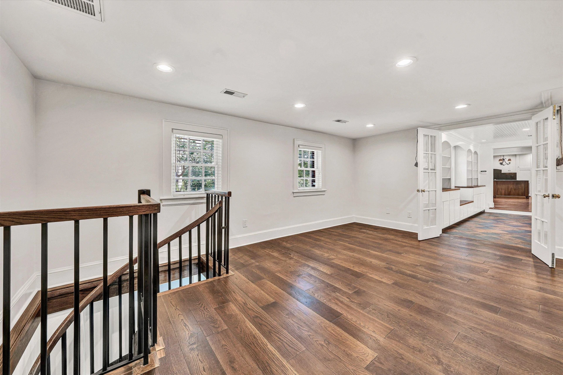 3052 Poplar LN SW - Photo 22