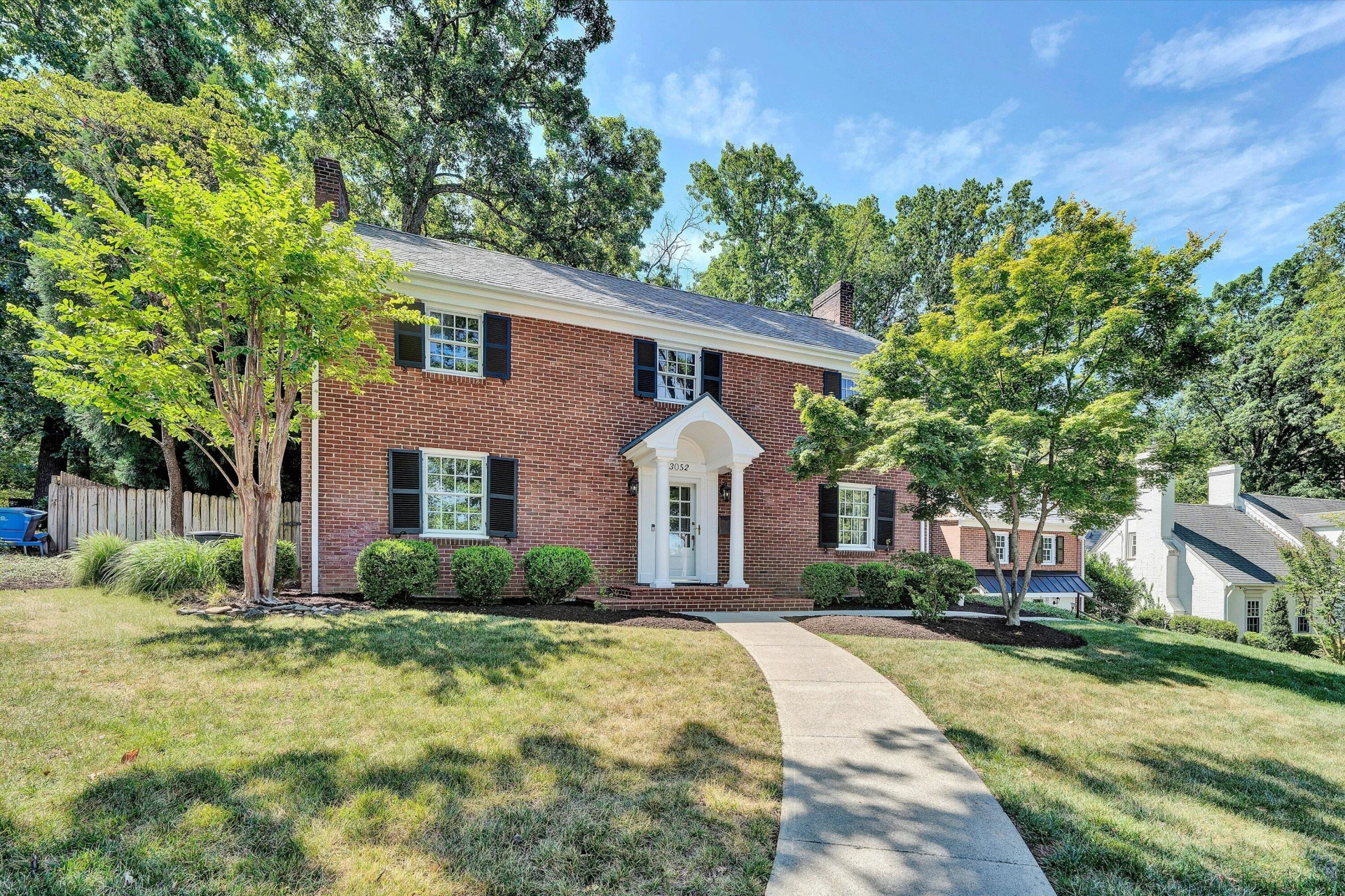 3052 Poplar LN SW - Photo 3