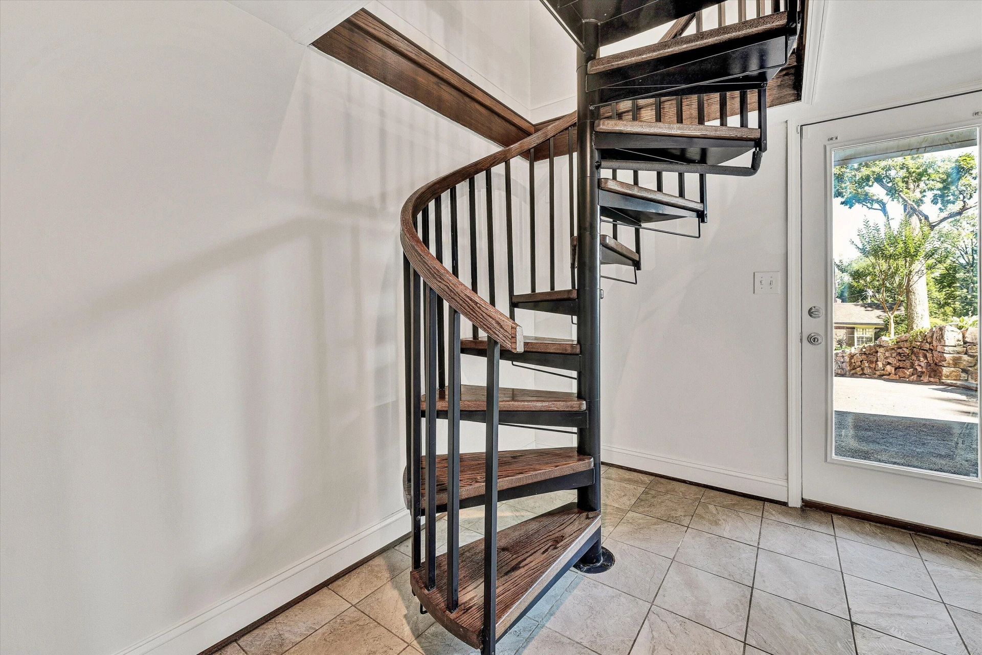 3052 Poplar LN SW - Photo 33