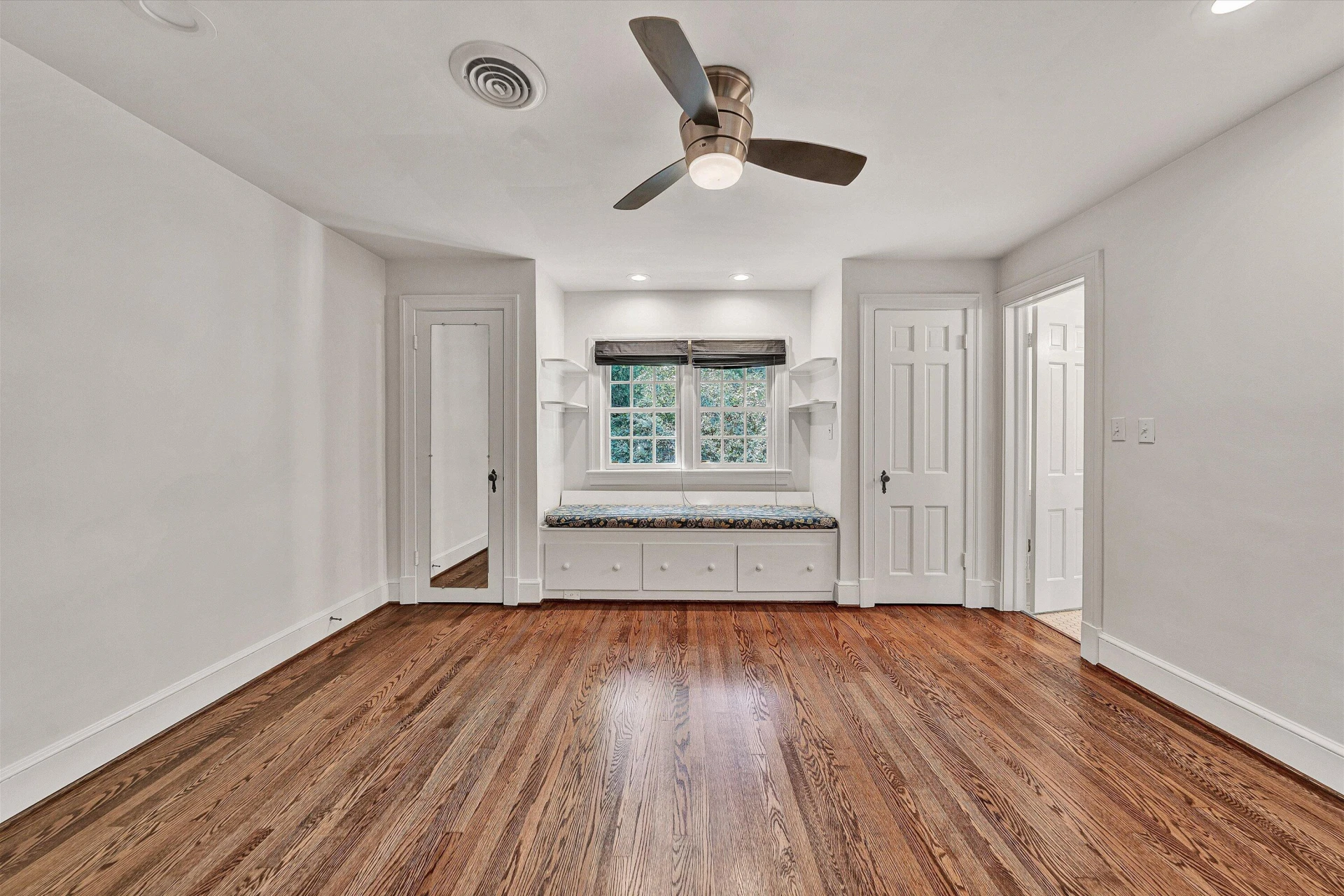 3052 Poplar LN SW - Photo 40