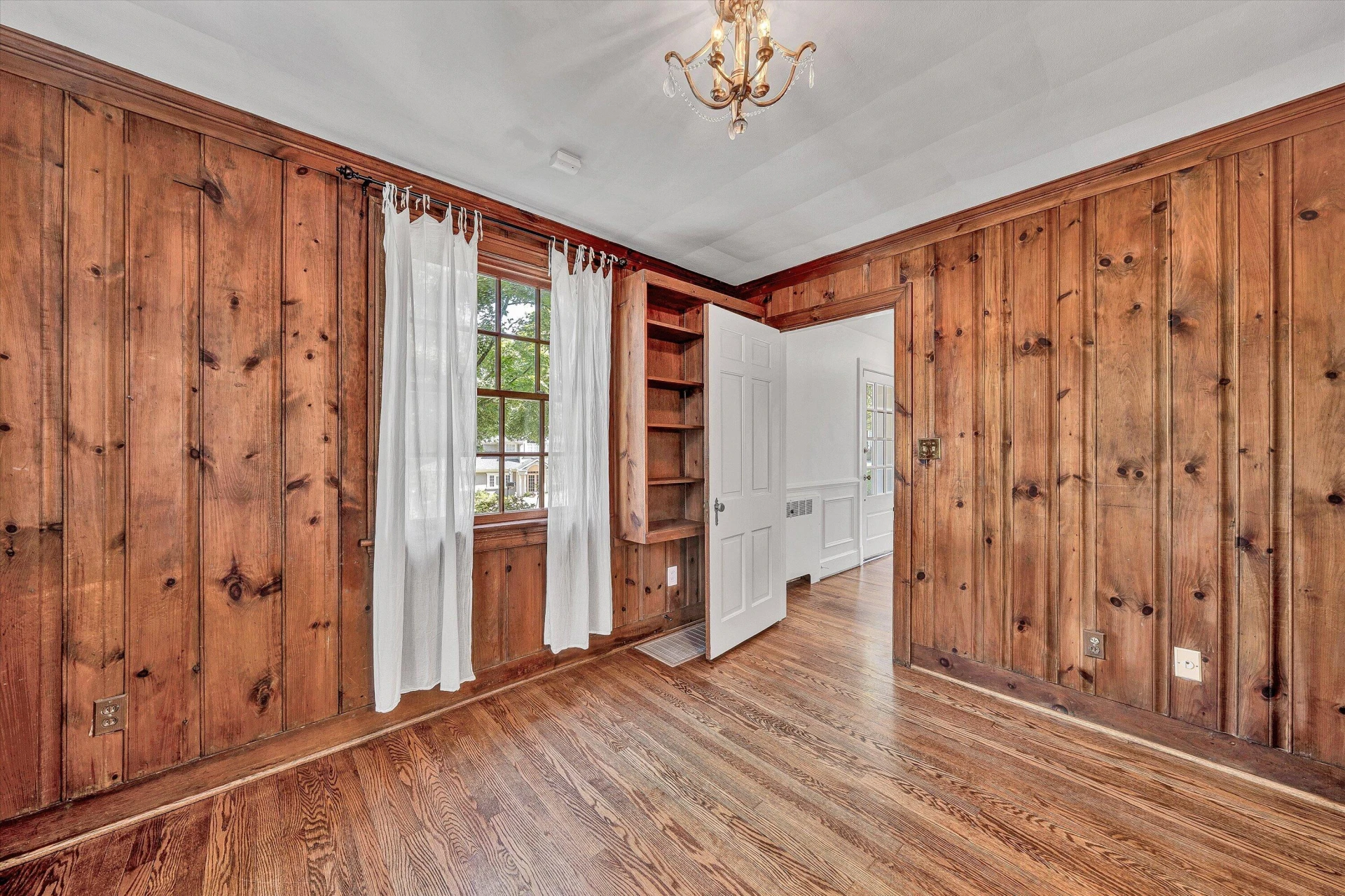 3052 Poplar LN SW - Photo 8