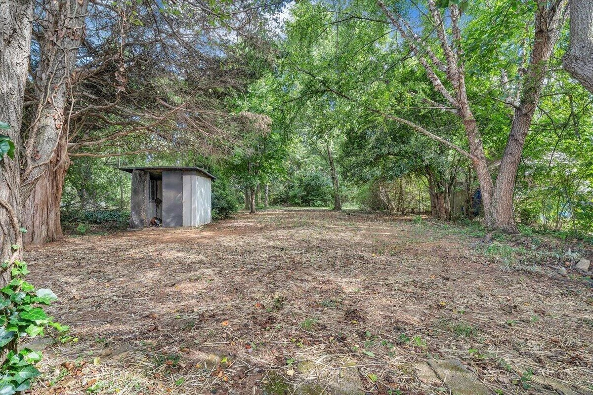 323 Whittaker AVE NE - Photo 6