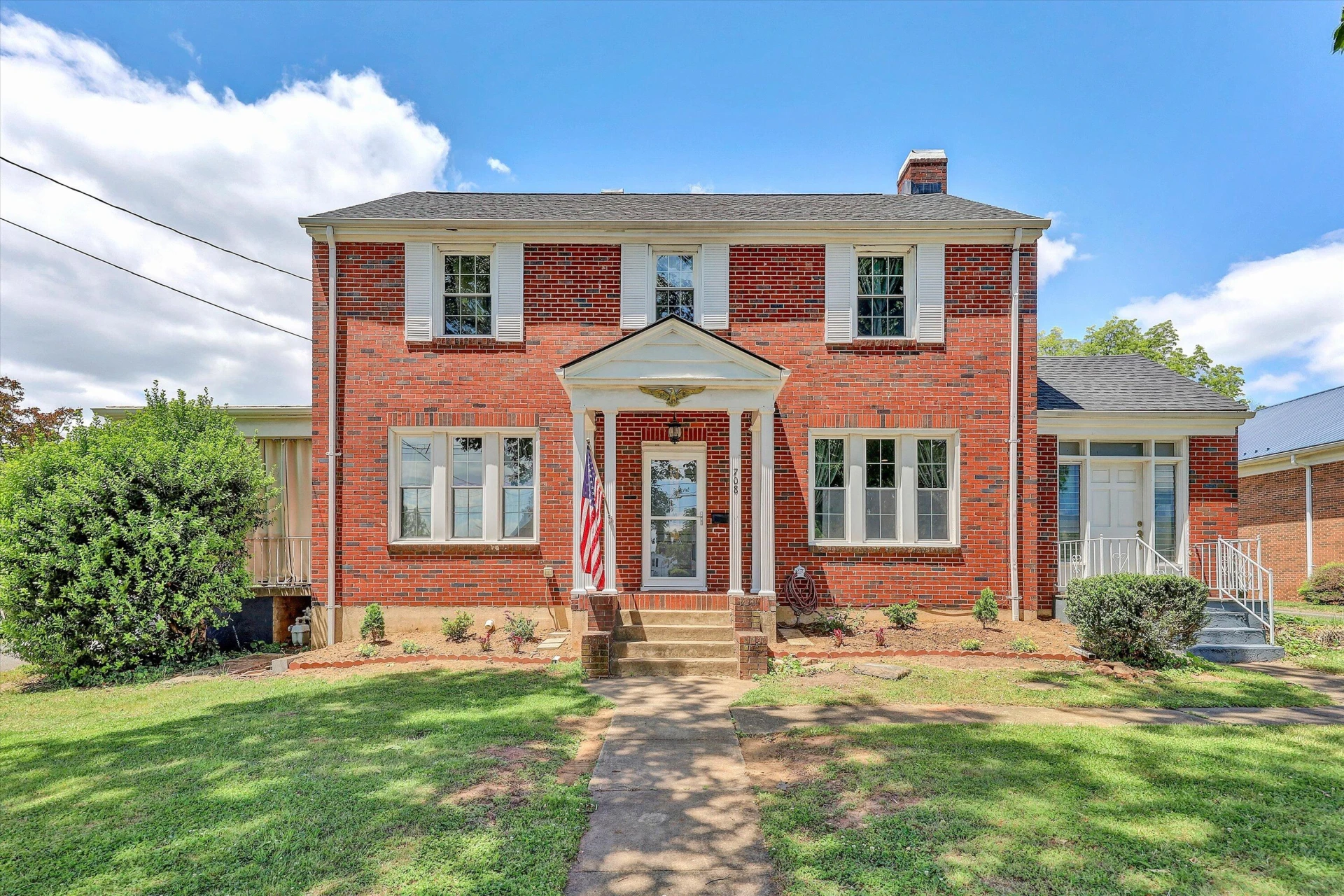 708 Starling AVE