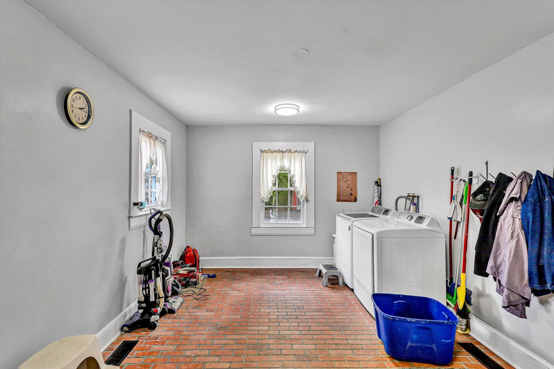 708 Starling AVE - Photo 12