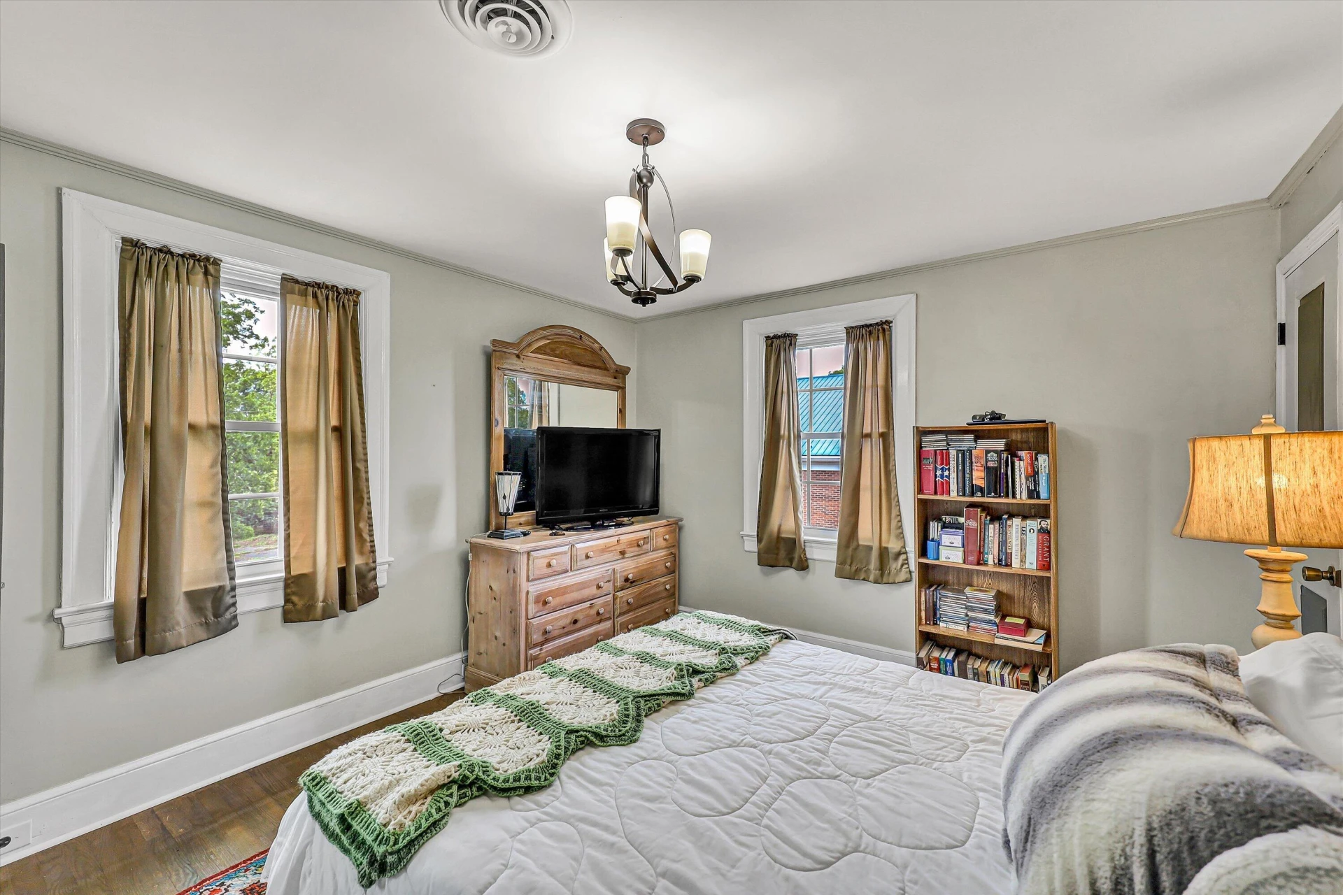 708 Starling AVE - Photo 22