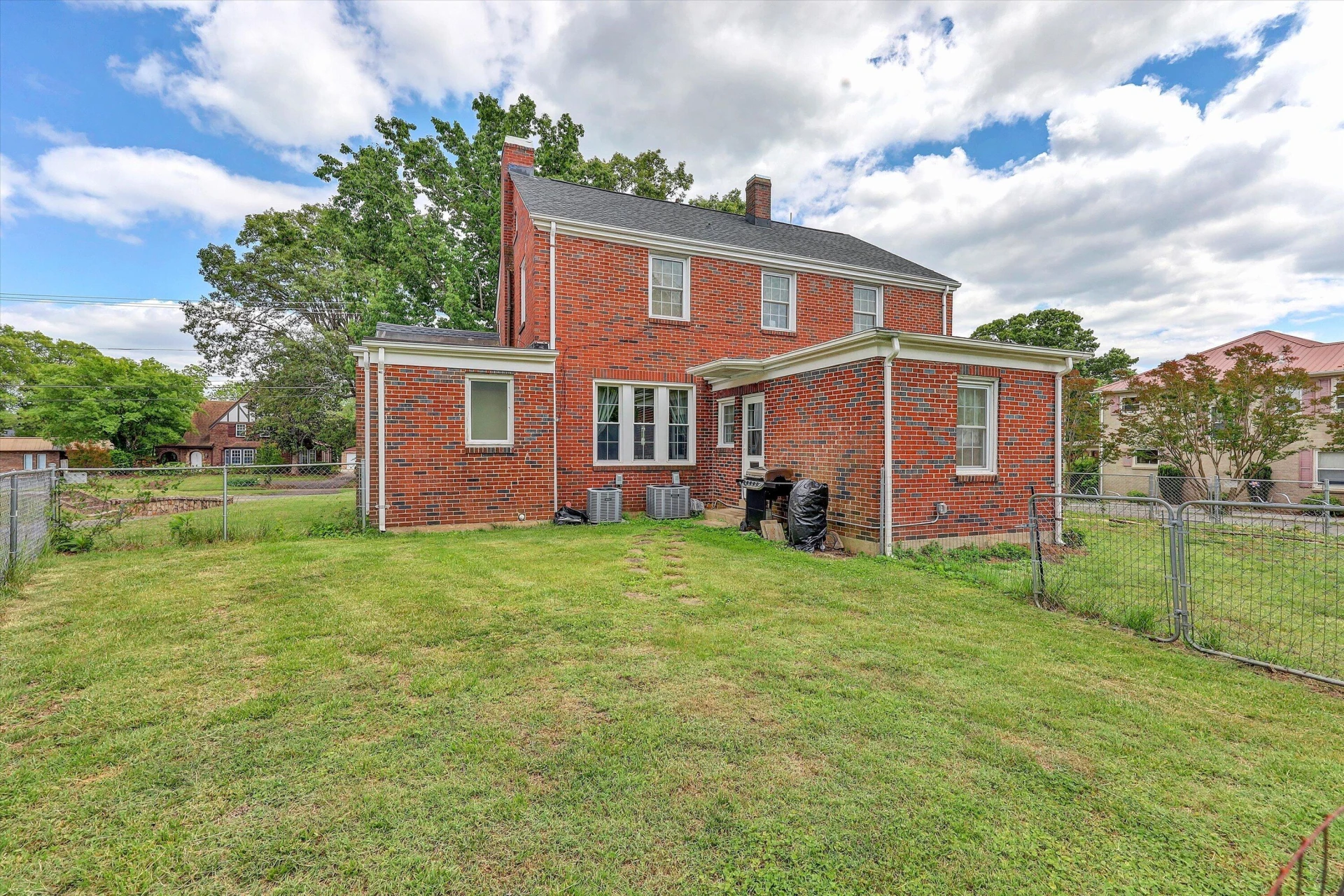 708 Starling AVE - Photo 29