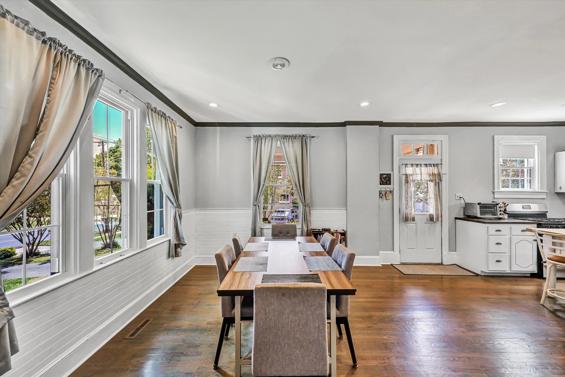708 Starling AVE - Photo 4
