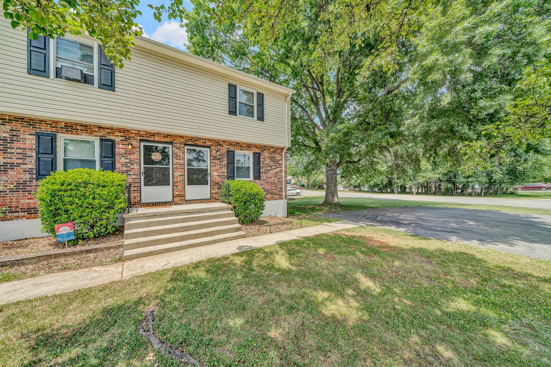 2153 Mulberry ST #2153, 2155,2157, 2159 - Photo 2