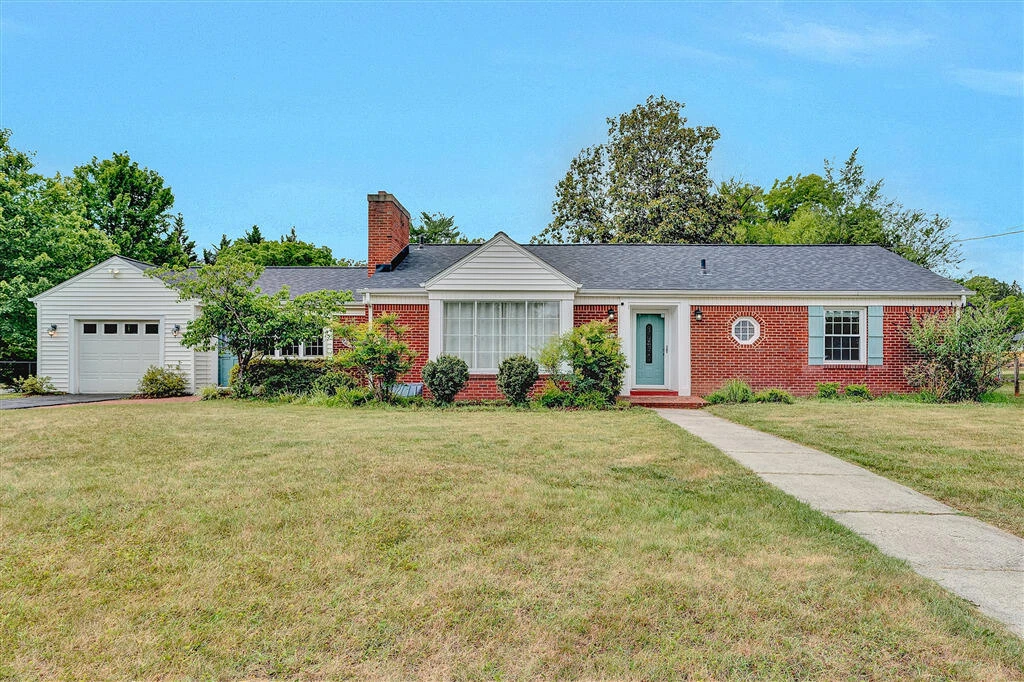 920 Tremont RD - Photo 34