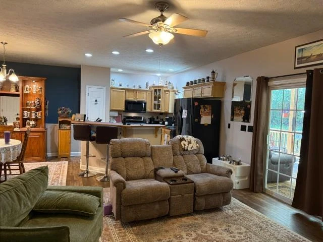 100 Walton DR - Photo 13