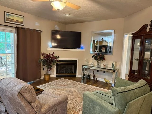 100 Walton DR - Photo 14