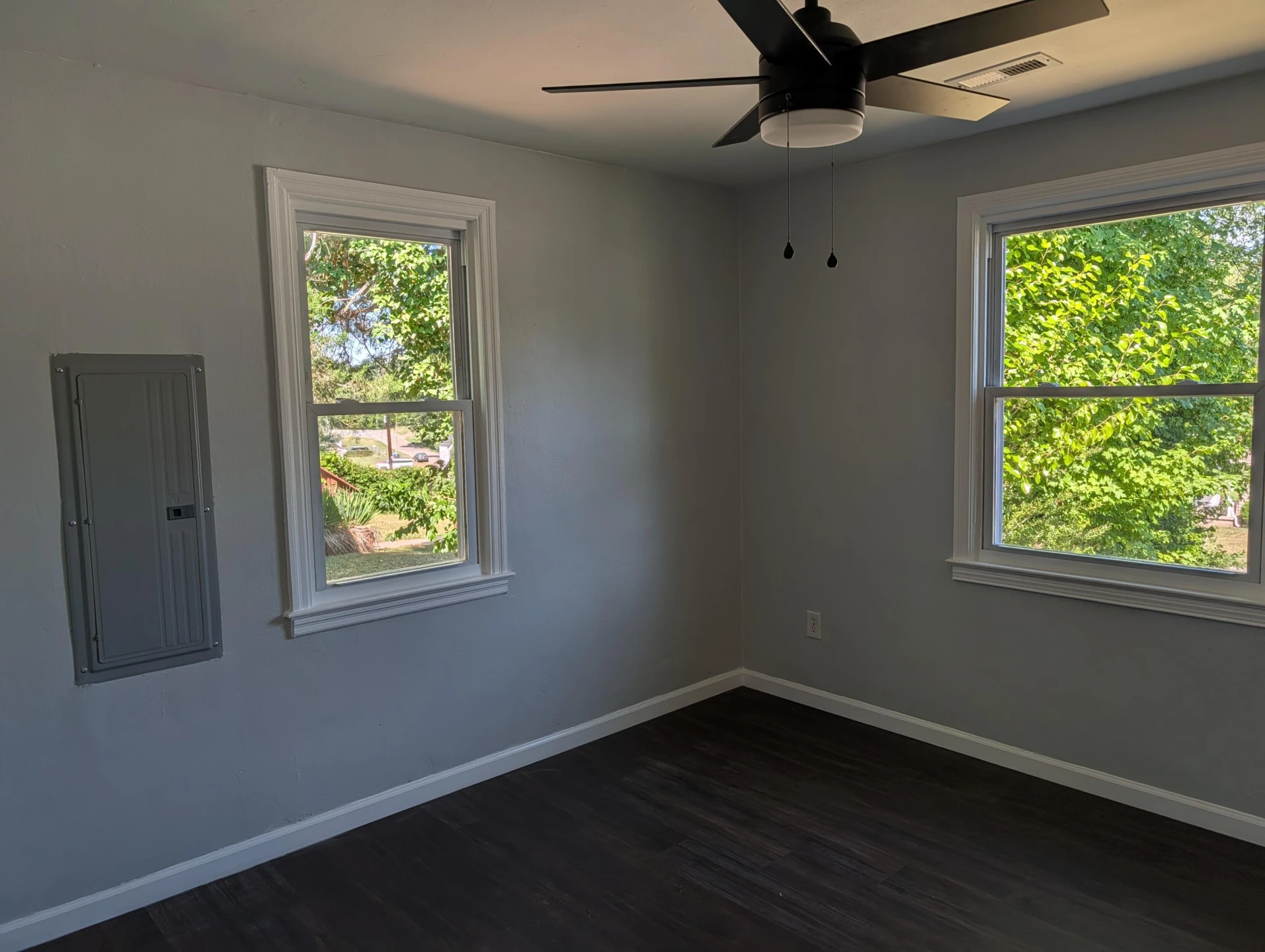 1323 Dudley ST NW - Photo 6