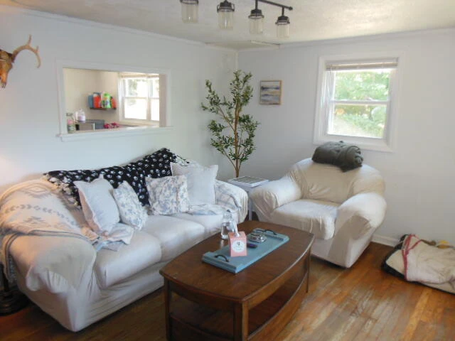 2402 Mount Pleasant Church RD - Photo 4