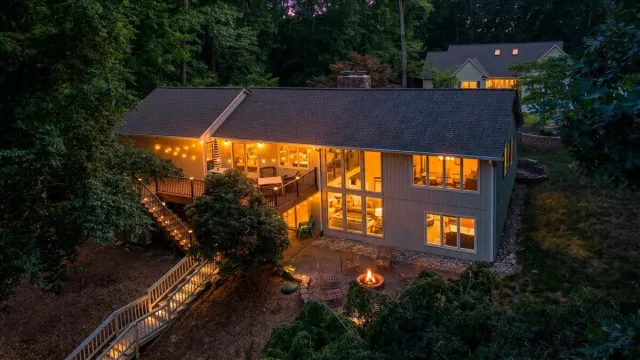 129 Leeward DR