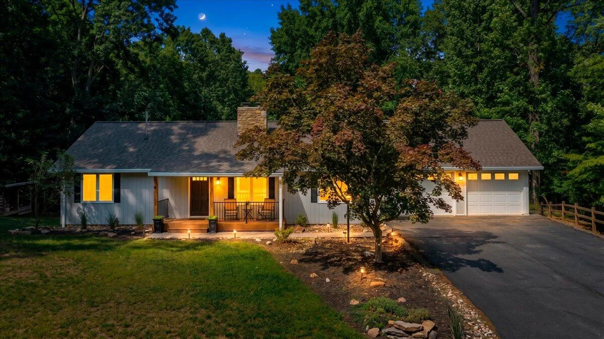 129 Leeward DR - Photo 2