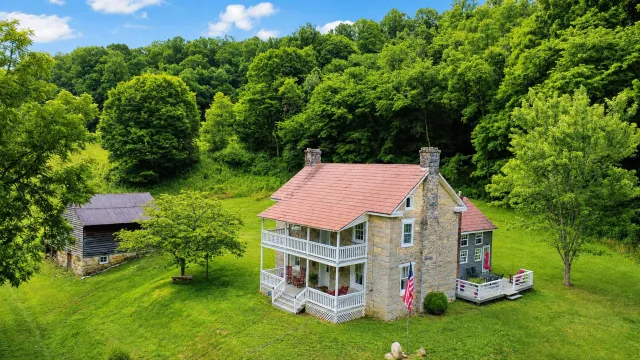 4407 Rich Patch RD, Covington, VA, 24426