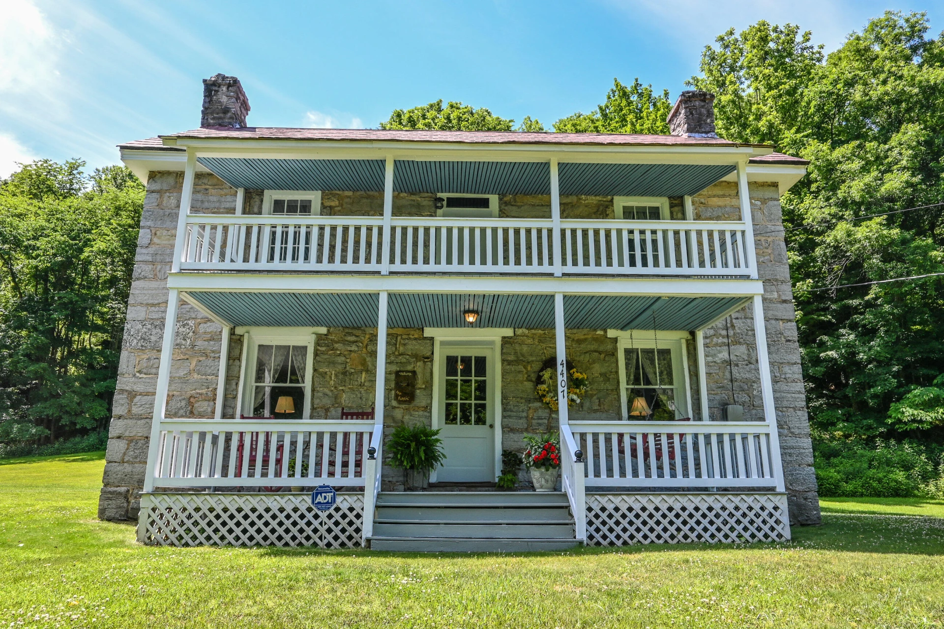 4407 Rich Patch RD - Photo 2
