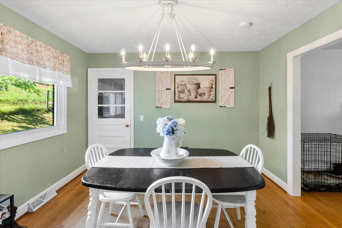 9806 Floyd Pike - Photo 19