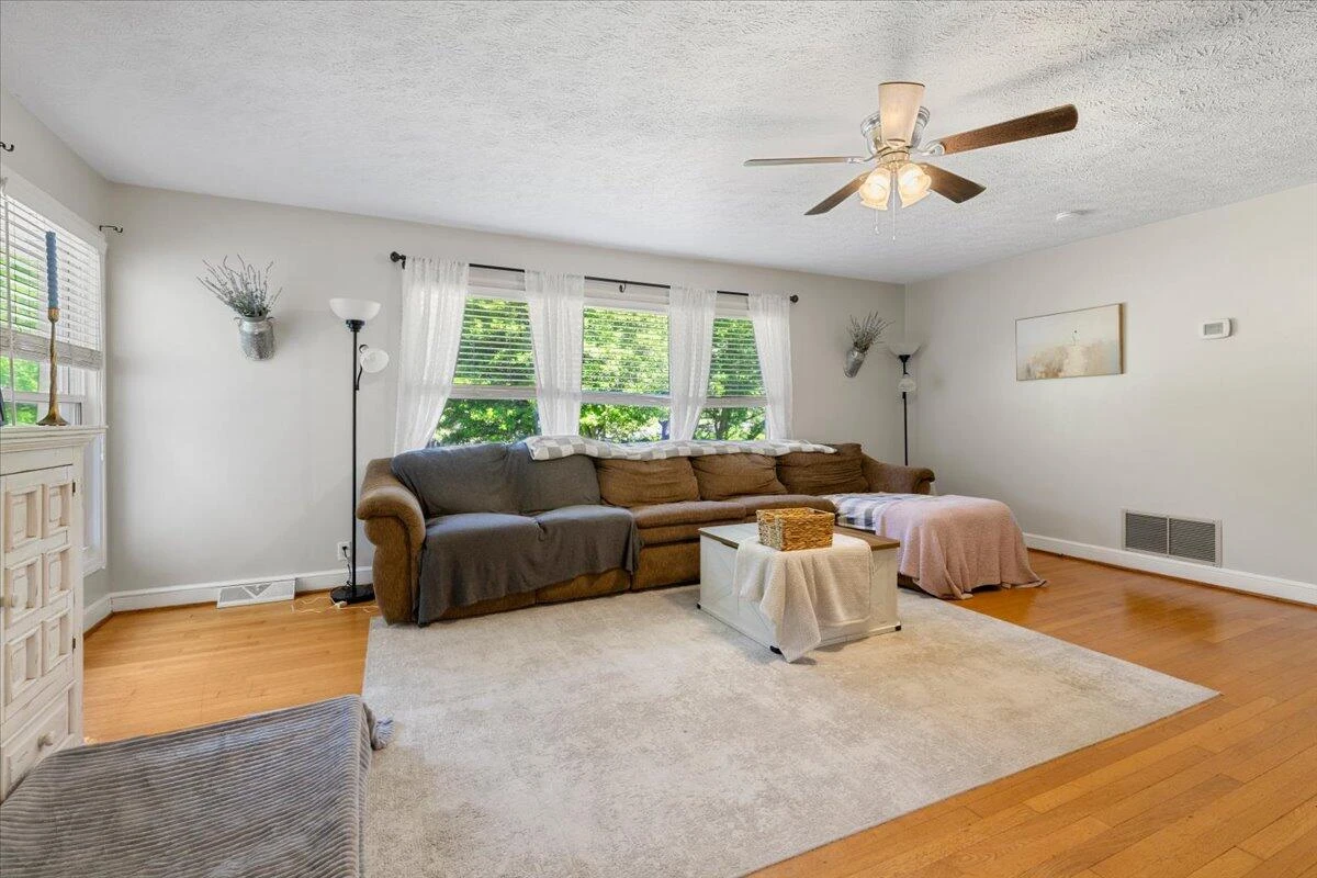 9806 Floyd Pike - Photo 24