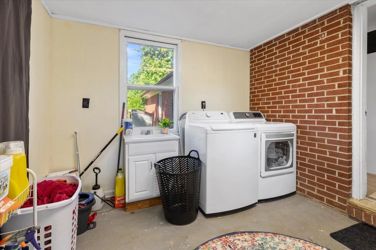 9806 Floyd Pike - Photo 36