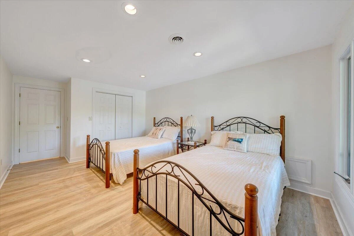 194-220 Kings WAY - Photo 35