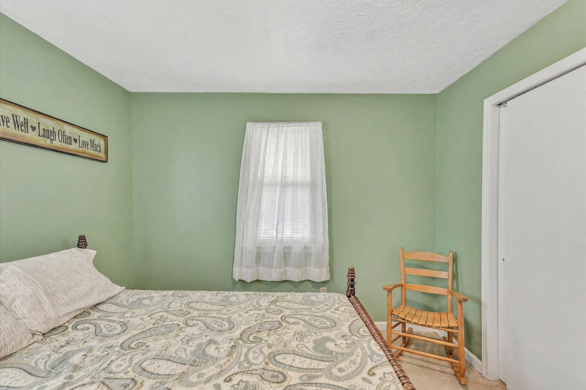 270 W COLLEGE ST - Photo 14