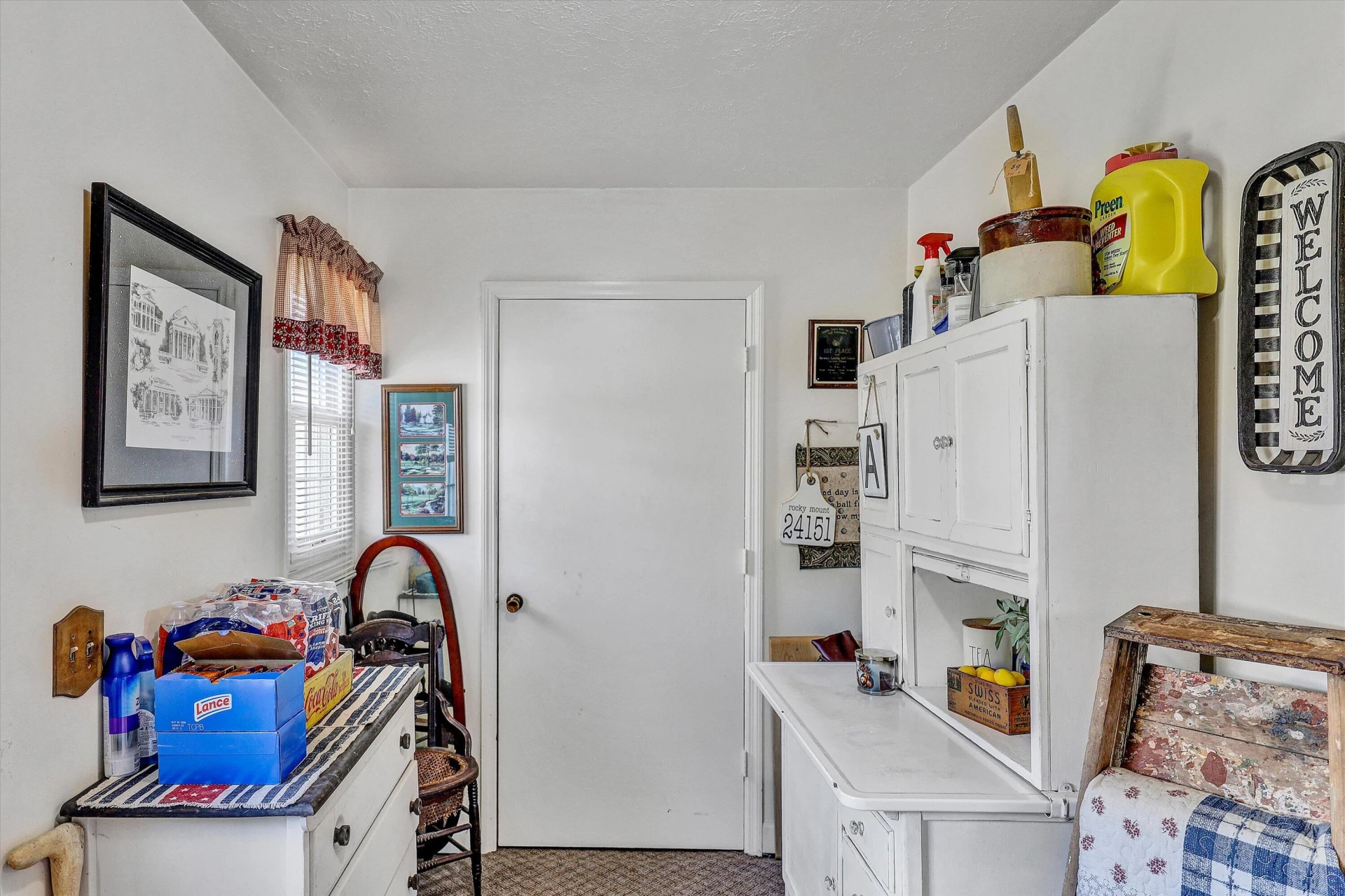 270 W COLLEGE ST - Photo 22