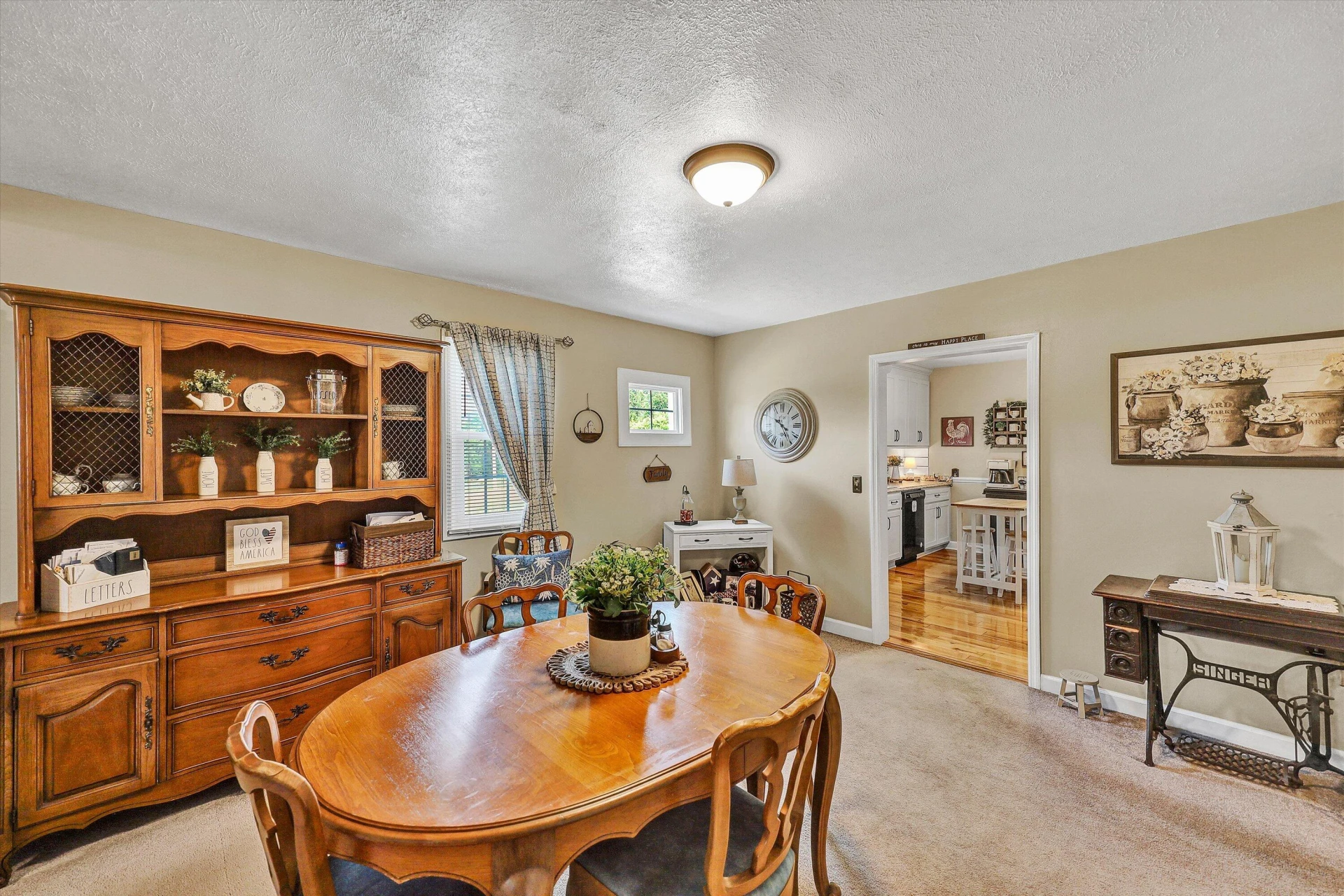 270 W COLLEGE ST - Photo 6