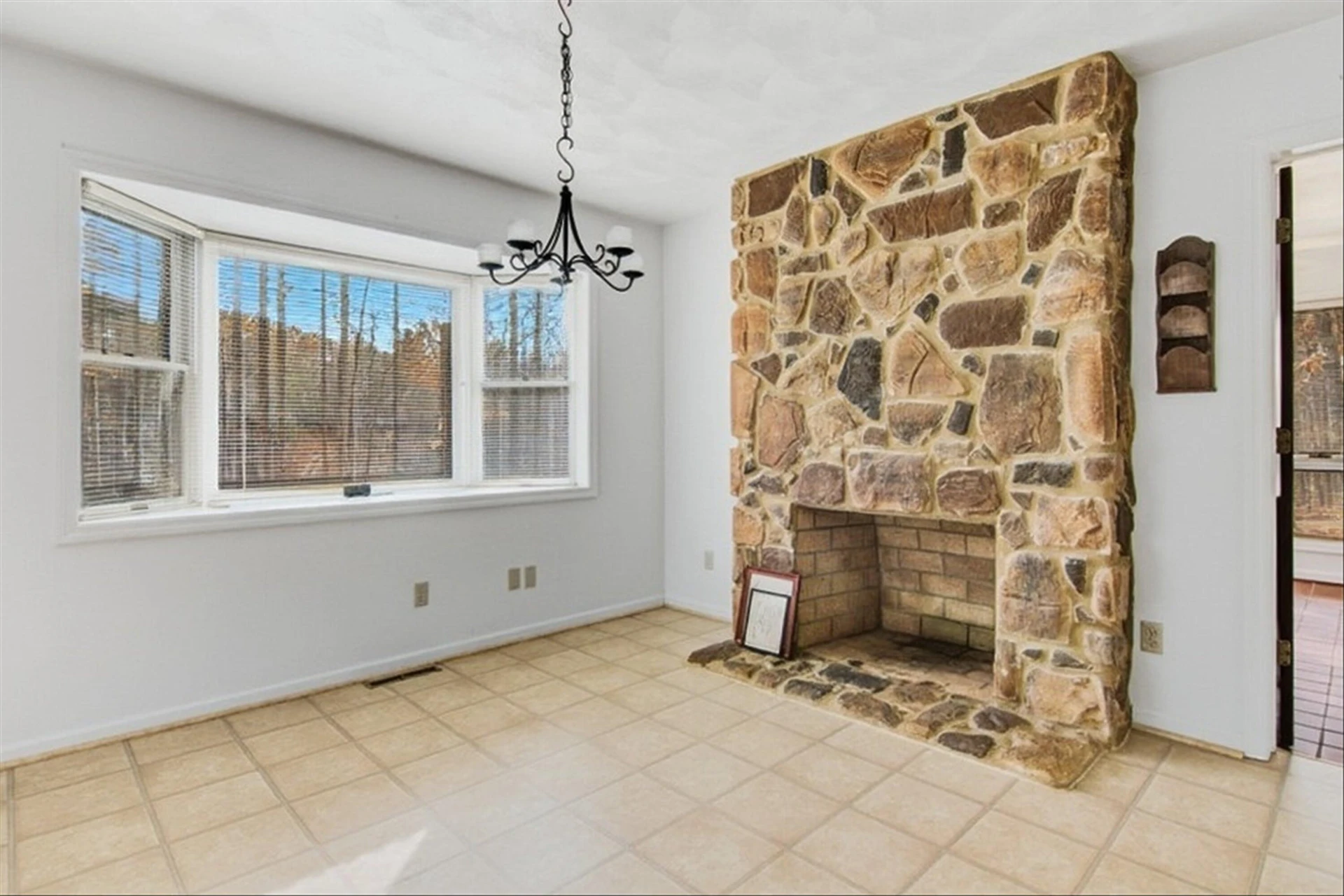 570 MIREY BRANCH RD - Photo 7