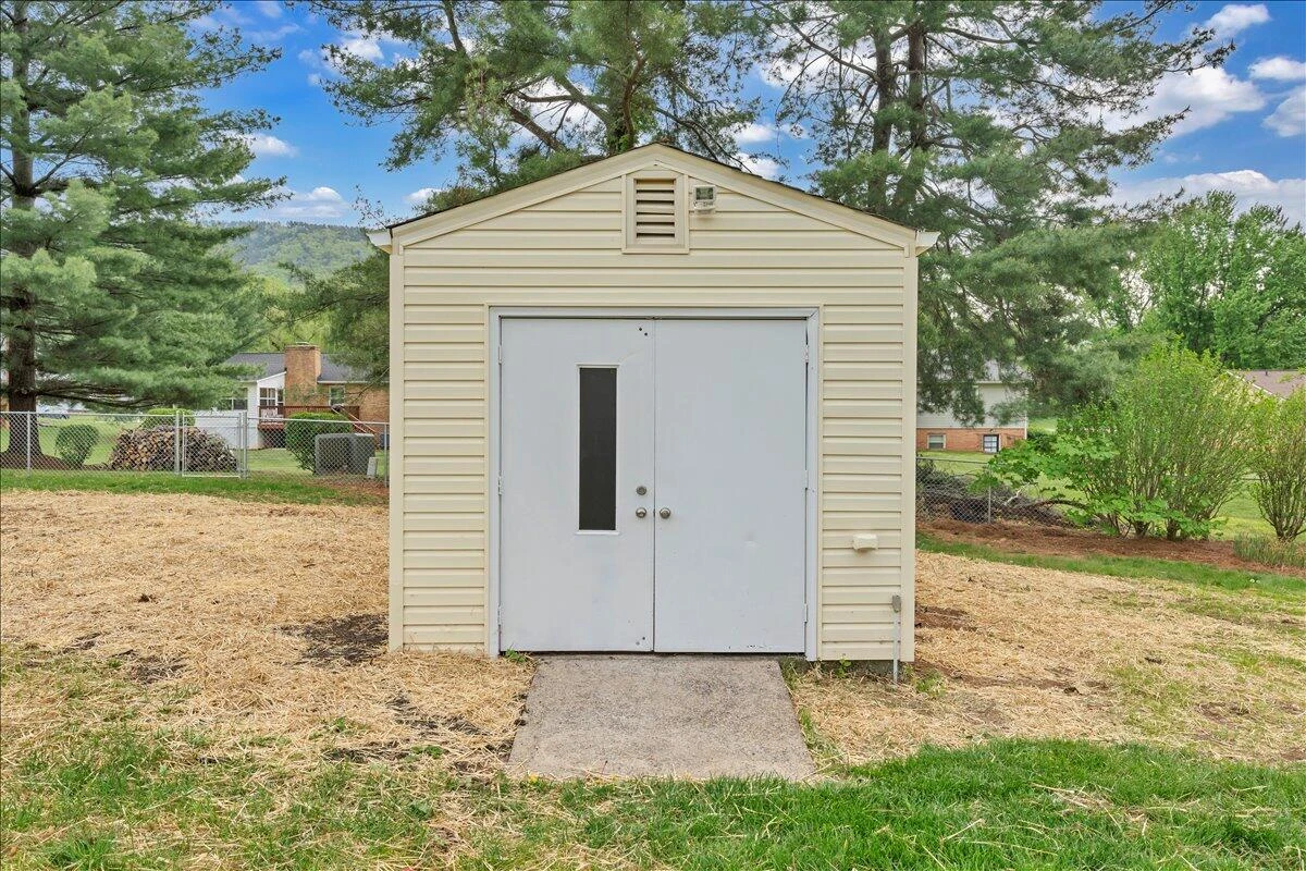 197 Apple Tree RD - Photo 39