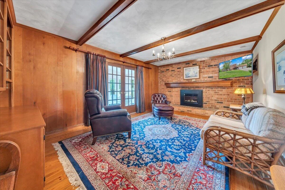 1700 Home CIR - Photo 11